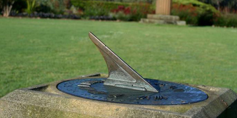 sundial in centennial park